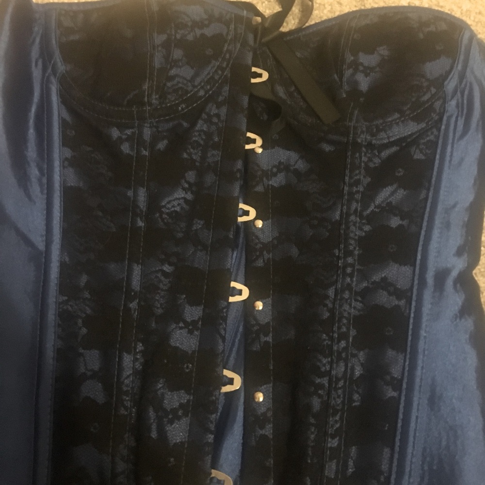 Corset size medium